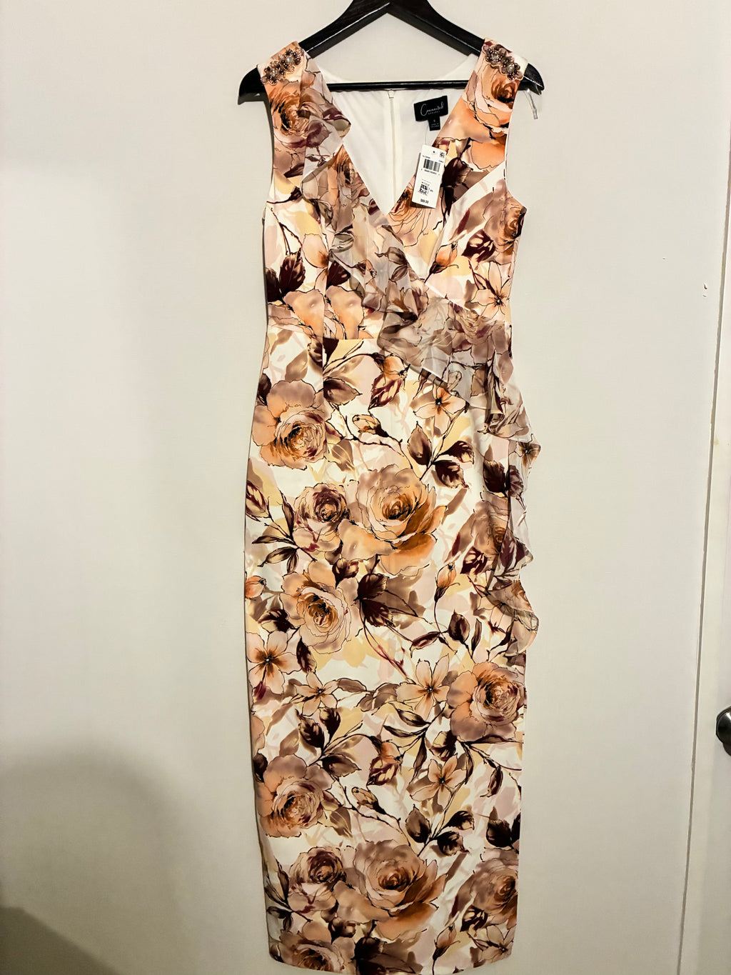 Vestido largo floral sin mangas