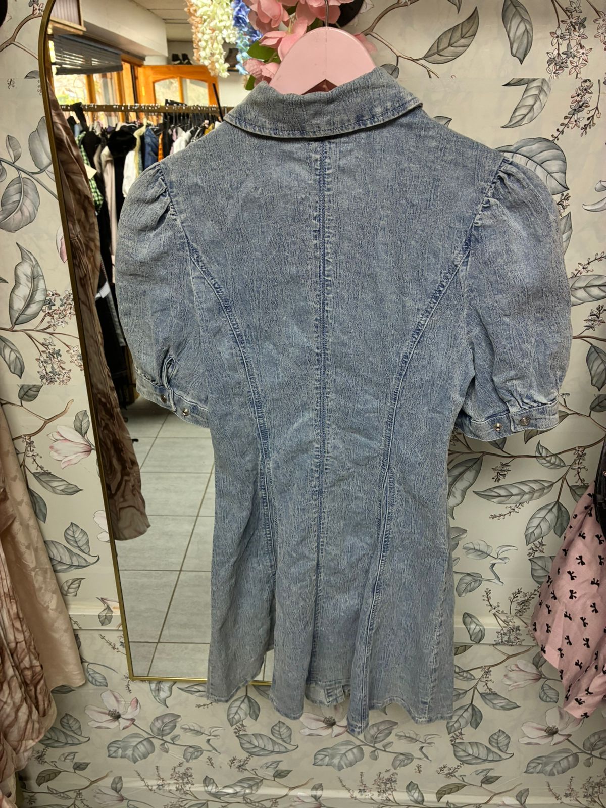 Vestido Denim Midi Manga Corta Cinturón